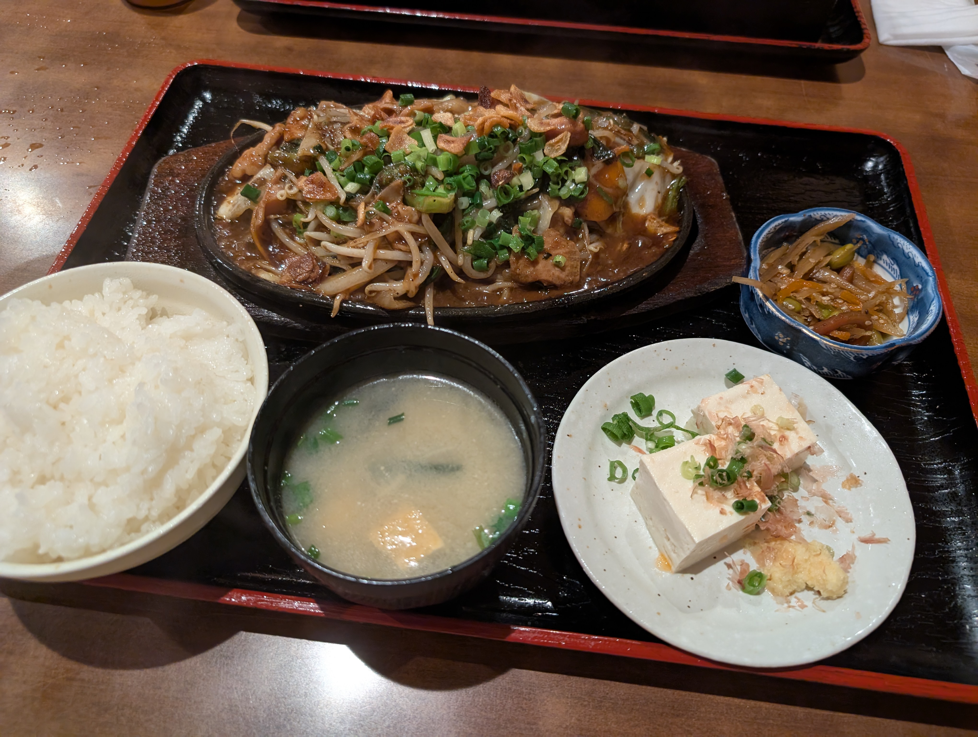 まるた食堂.jpg